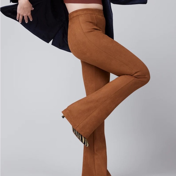 SPANX Faux Suede Flare Pants Size Large - Picture 2 of 6